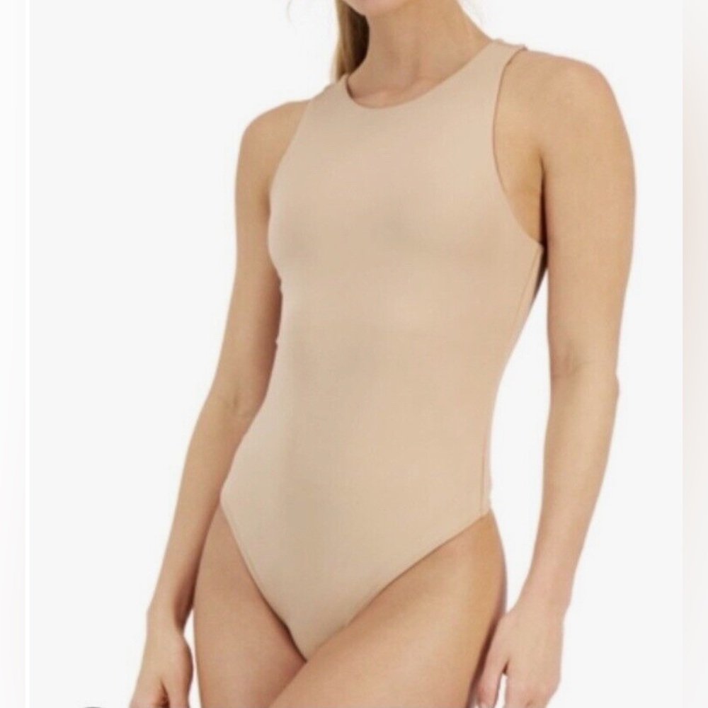 🤎 ALFANI Beige High Neck, Sleeveless Bodysuit